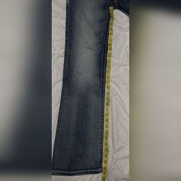 Women's 28R "Leo Bootcut" Distressed Embroidered Jeweled DayTrip Jeans - Picture 12 of 13